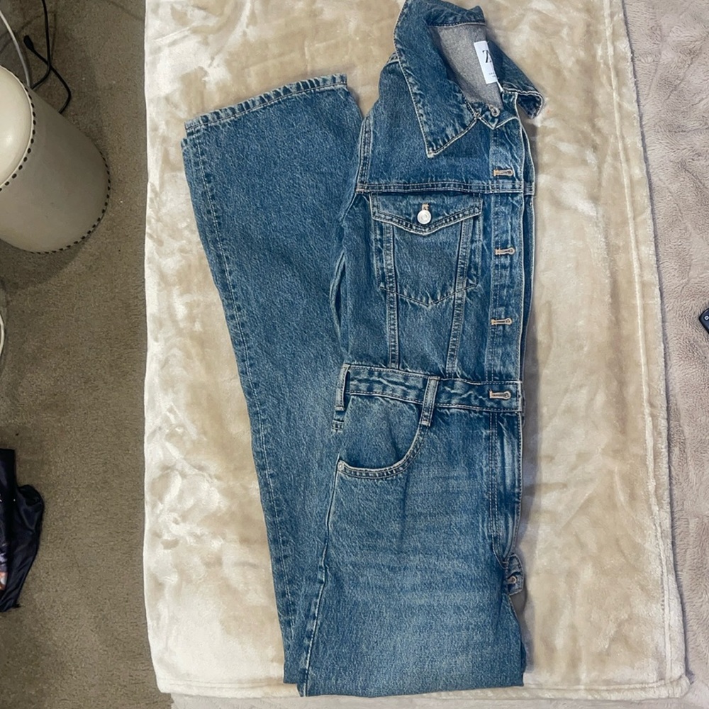 Women’s Zara longsleeve jumpsuit